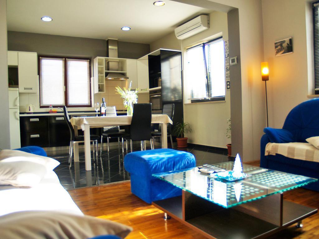Roses Apartment Lukoran Luaran gambar
