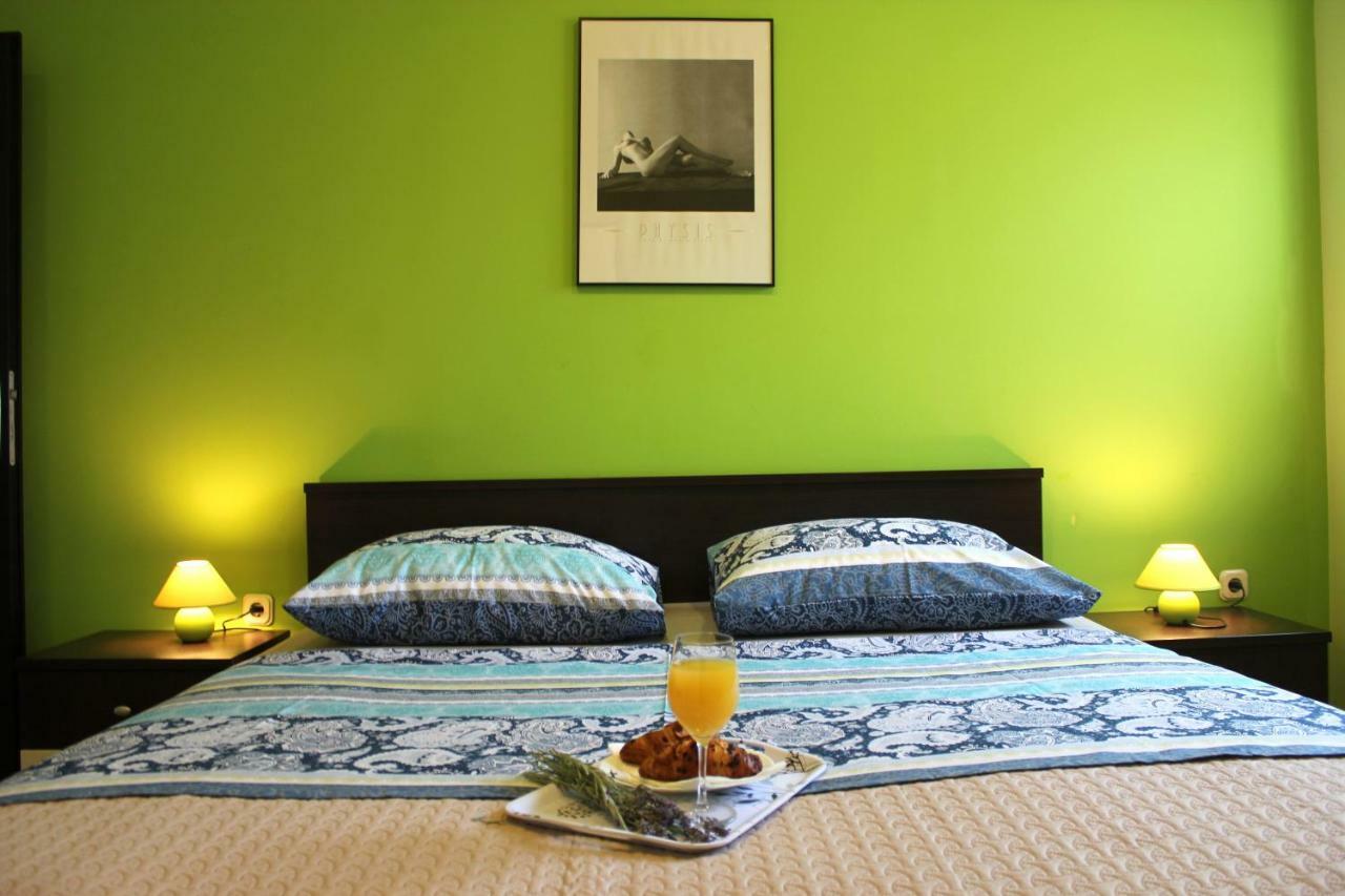 Roses Apartment Lukoran Luaran gambar